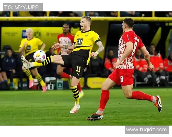 多特蒙德稳固领先地位，继续领跑争冠大军