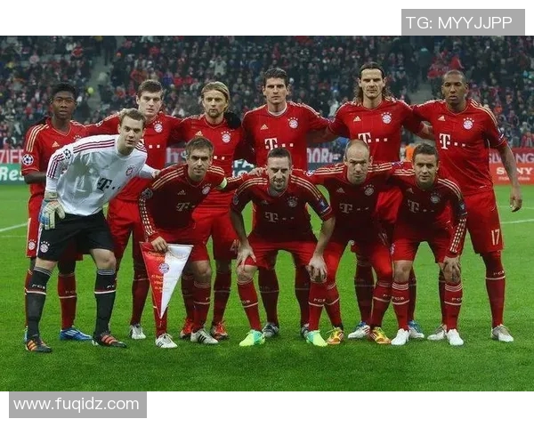 捷克飞翼助力!拜仁慕尼黑登顶德甲榜首! 捷克飞翼助力!拜仁慕尼黑登顶德甲榜首!