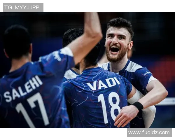 沙尔克04主场失利,降级风险加剧 沙尔克04主场失利,降级风险加剧